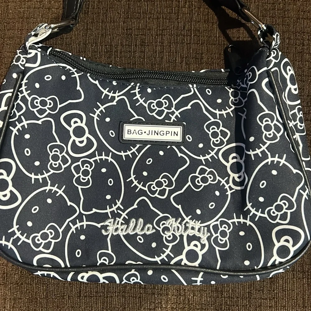 Sanrio Black and White Hello Kitty Mini Shoulder Bag - Picture 2 of 4